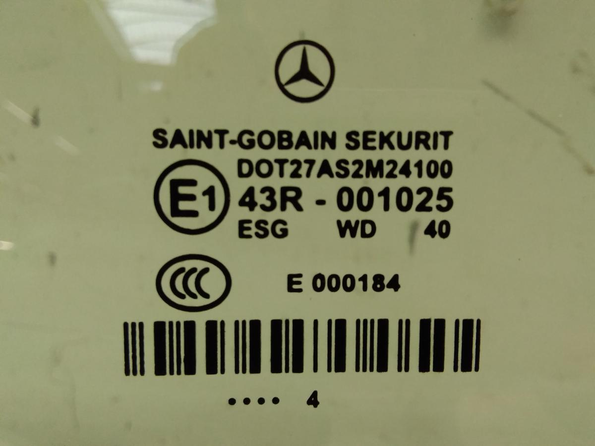 Mercedes E-Klasse 211 original T&uuml;rscheibe vorn links gr&uuml;ncolor BJ2004
