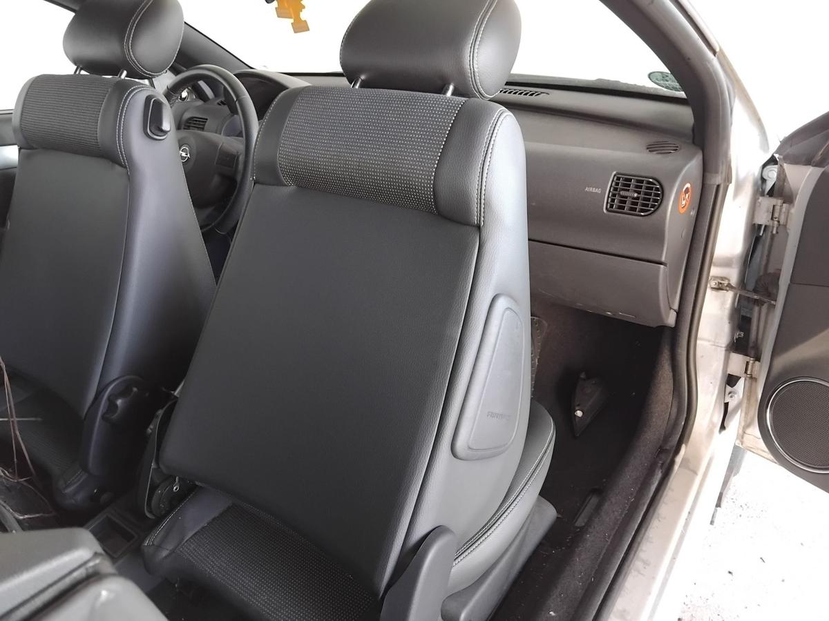 Opel Tigra TwinTop orig.Sitz vorn rechts Beifahrersitz Teilleder schwarz BJ2006