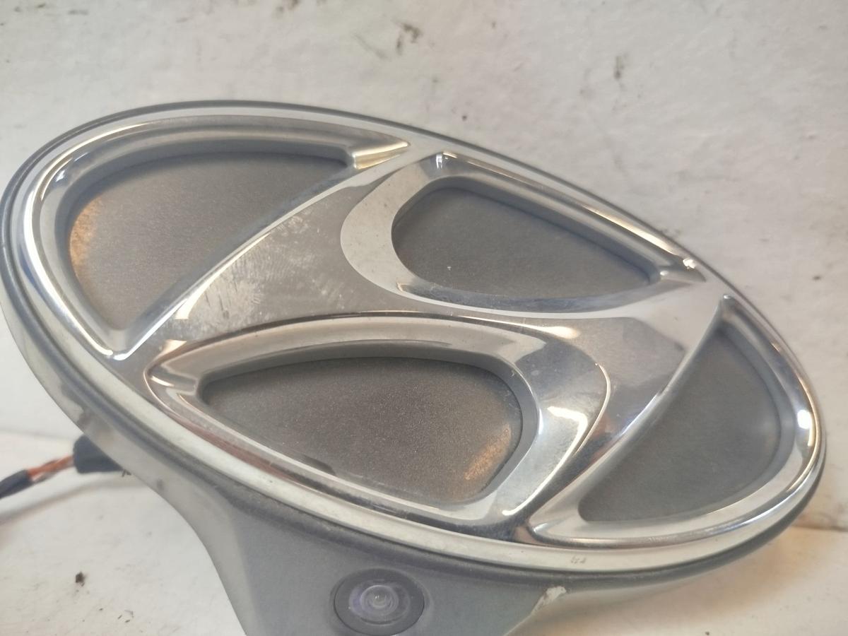 Hyundai i30 PD Mild Hybrid R&uuml;ckfahrkamera im Hyundai Logo Heckklappe