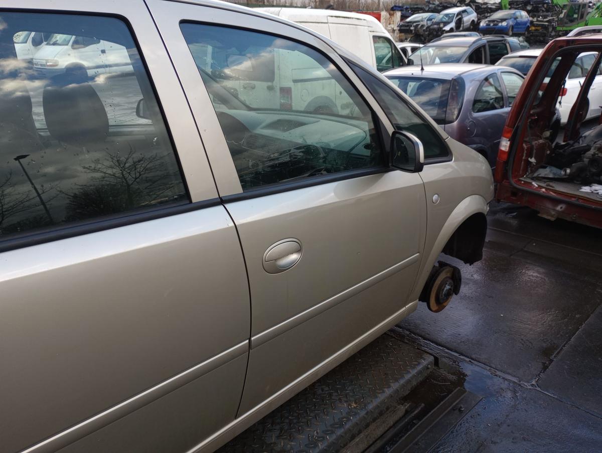 Opel Meriva A original Tür vorn rechts Beifahrer Z40M Champagnersilber Bj 2008