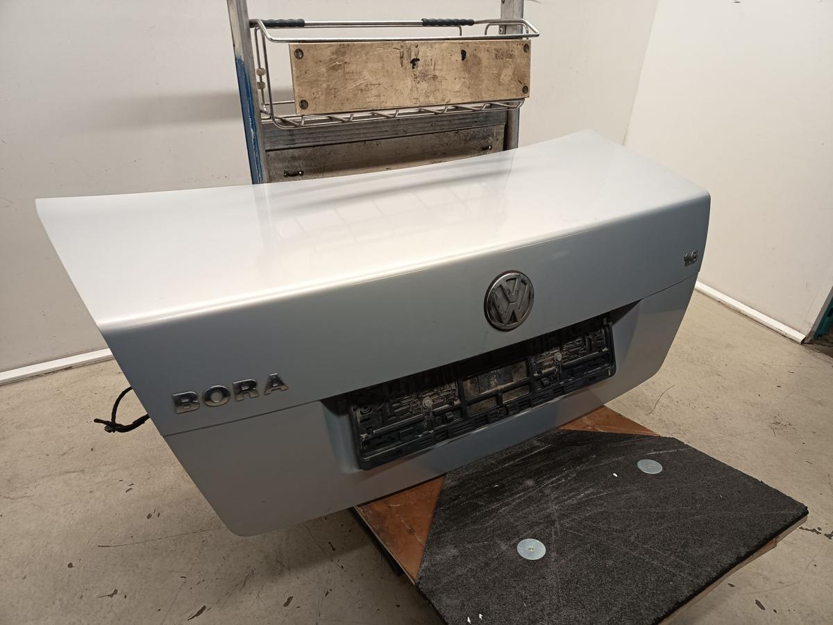 VW Bora Limo original Heckklappe LB7Z Satinsilber Metallic Baujahr 1999