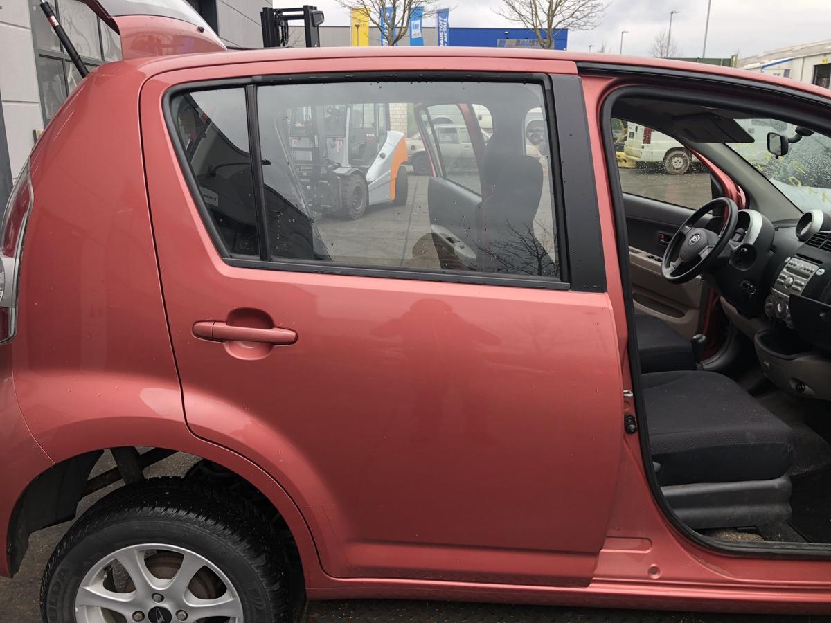 Daihatsu Sirion M300 original Tür hinten rechts Fond R43 Korall Bj 2005
