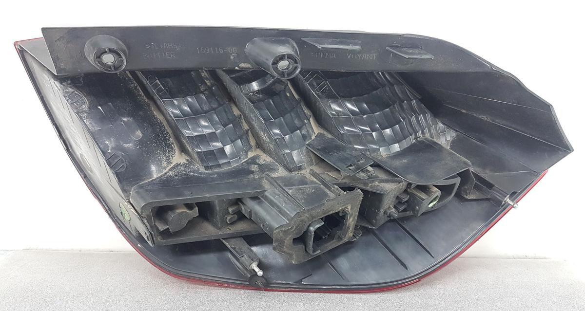 Renault Scenic II Rückleuchte Rücklicht links 8200493374 Bj2005 Modell 05 bis 06