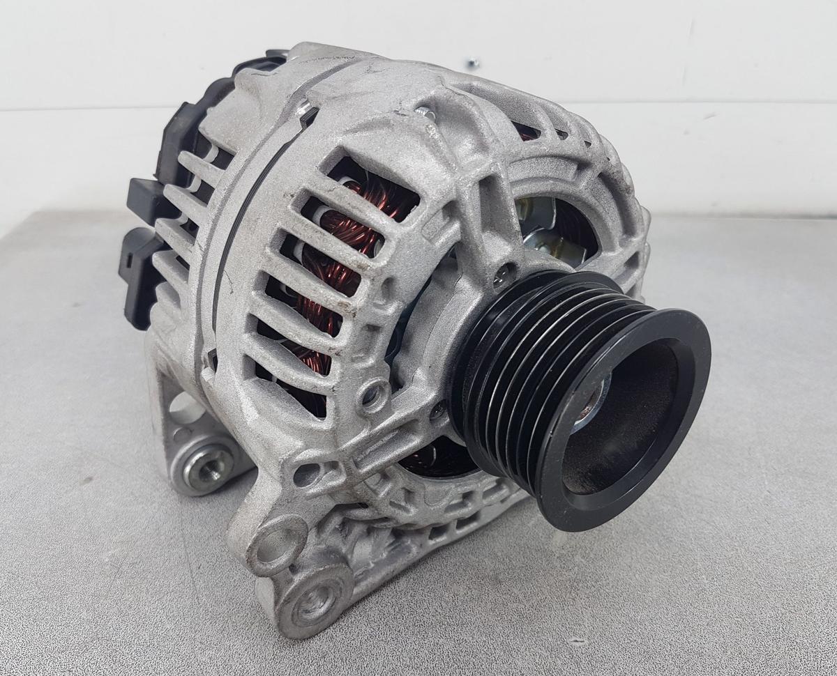 VW Golf IV Lichtmaschine Generator 90A Bj2004 1,6 16V 77kw BCB