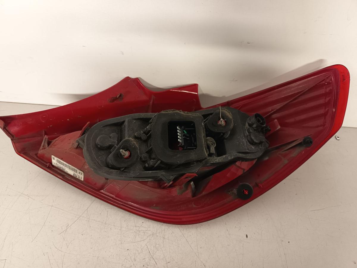 Opel Corsa D Bj 2012 original R&uuml;ck-Schluss-Heckleuchte links Fahrer Facelft