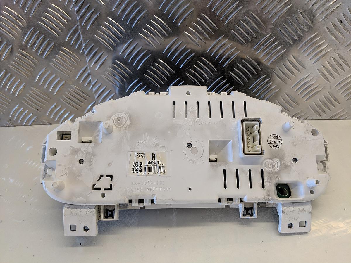 Mitsubishi Colt Z30 Kombiinstrument Tacho MM0038001