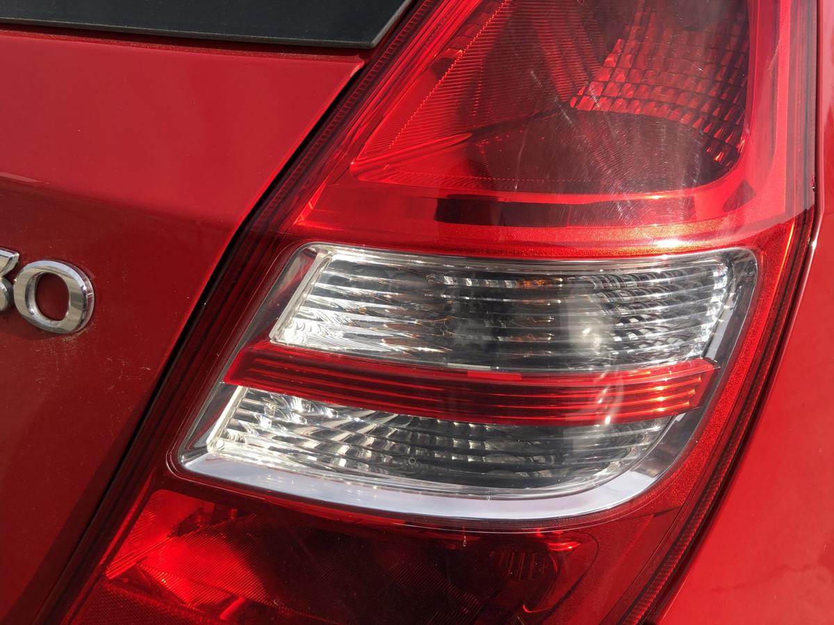Hyundai i30 FD R&uuml;ckleuchte rechts R&uuml;cklicht Heckleuchte 5 t&uuml;rer