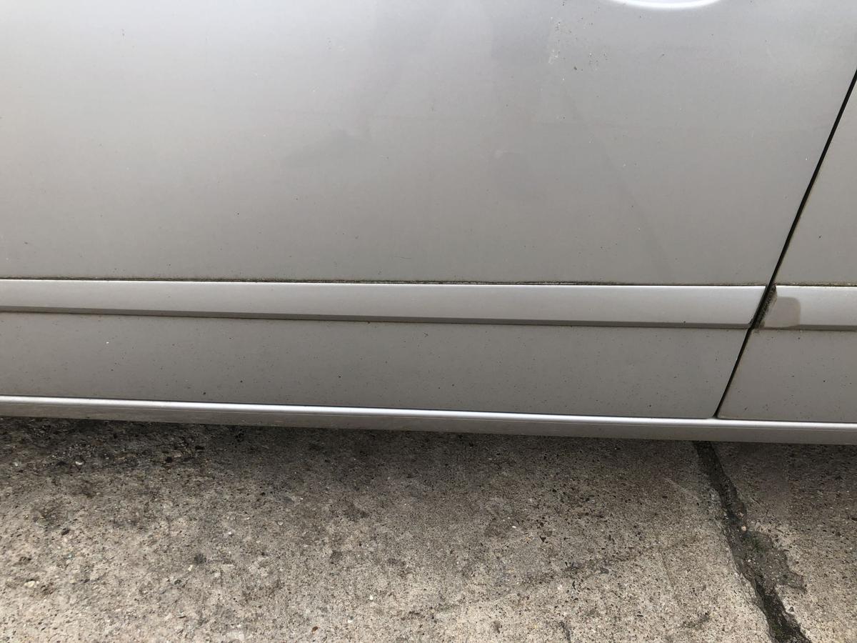 Opel Astra H Caravan T&uuml;r vorn links Fahrert&uuml;r im Rohbau 2AU Starsilber