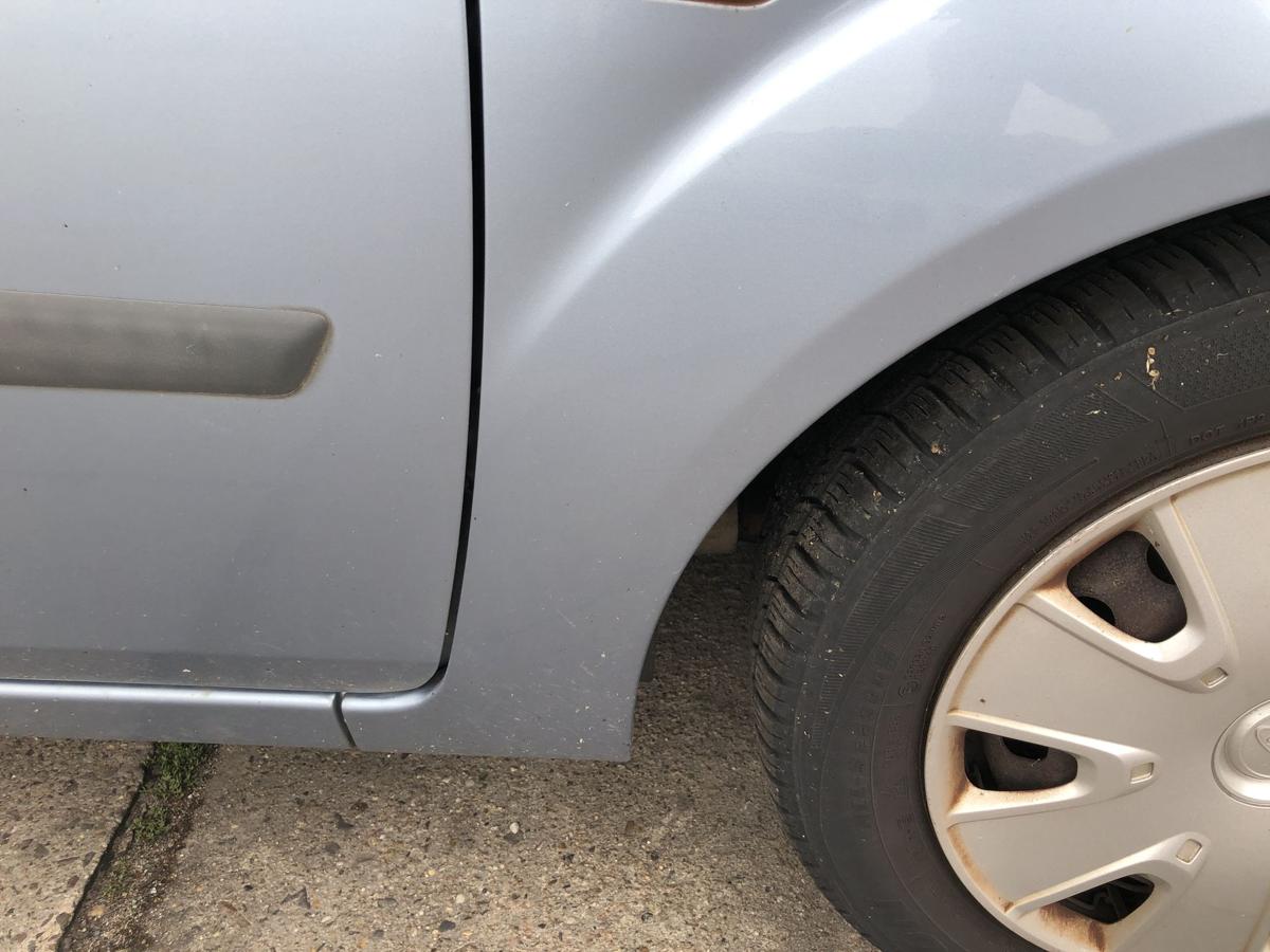 Ford Fiesta JD JH ab05 Kotfl&uuml;gel vorn rechts Beifahrerseite Seitenwand J4 Tonic