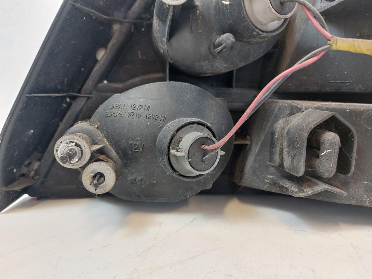 Mitsubishi Galant EA0 Avance R&uuml;ckleuchte links R&uuml;cklicht Heckleuchte Limo