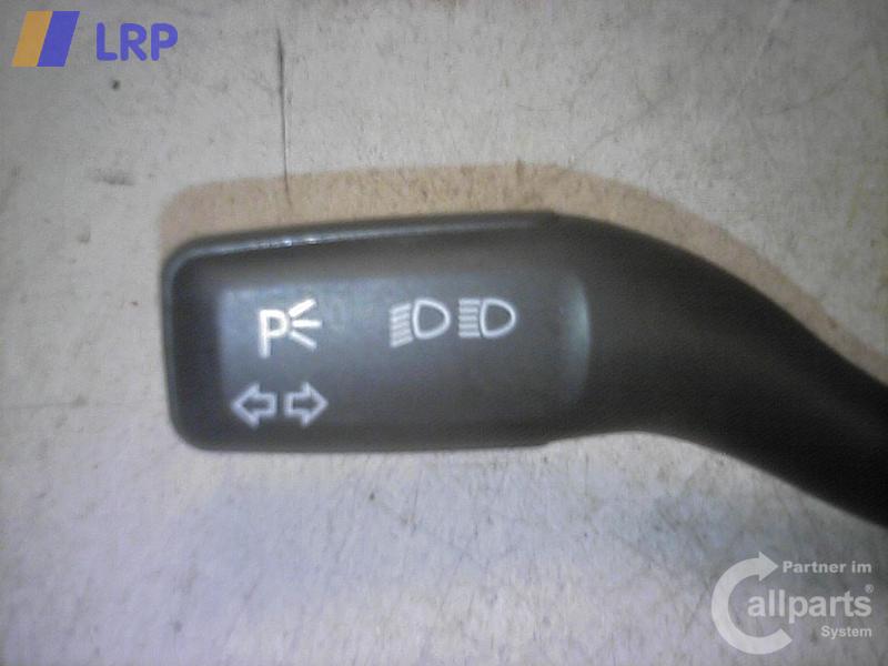 Audi A6 C6 original Blinkerschalter 01104601 BJ2005