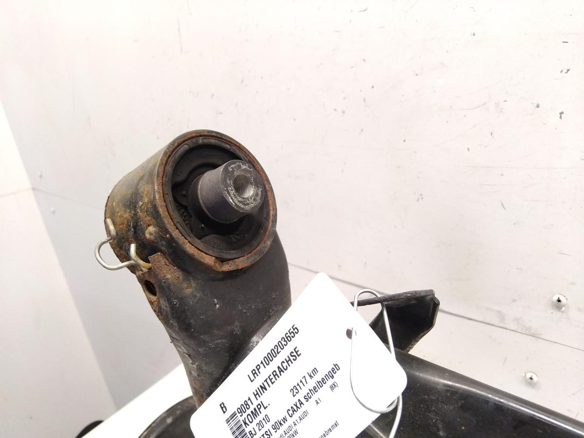 Audi A1 8X original Hinterachse mit intakten Buchsen rostfrei Bj.2010