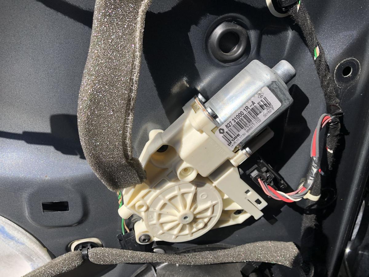 Renault Laguna III Grandtour original Fensterhebermotor hinten links Bj 2010