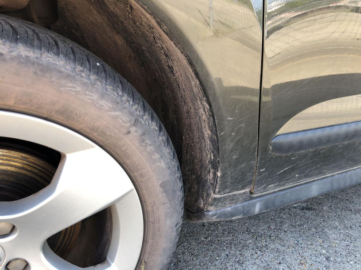 Peugeot 3008 I Typ 0U Kotflügel vorn links Fahrerseite Plastik KDK Hickory Braun