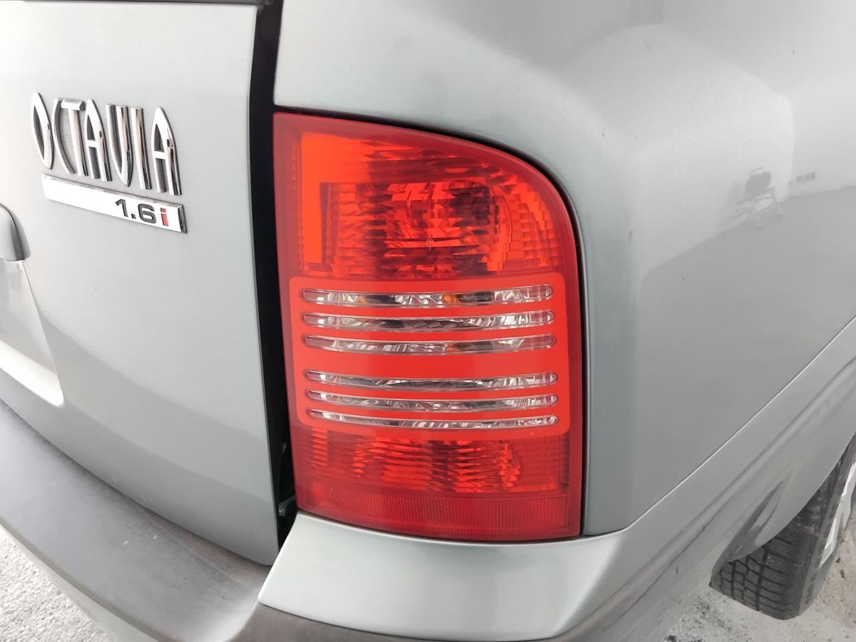 Skoda Octavia 1U Kombi original Rückleuchte Heckleuchte rechts Facelift BJ2002