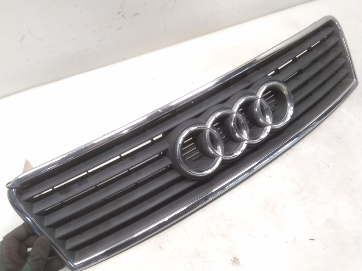 Audi A6 Avant 4B original Kühlergrill Facelift BJ2001