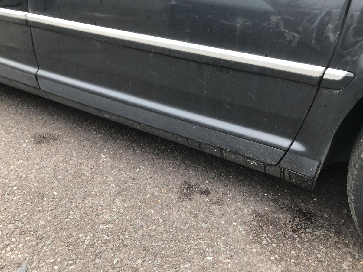 VW Phaeton 3D Tür vorn rechts Beifahrertür im Rohbau LR9V Tarantellaschwarz