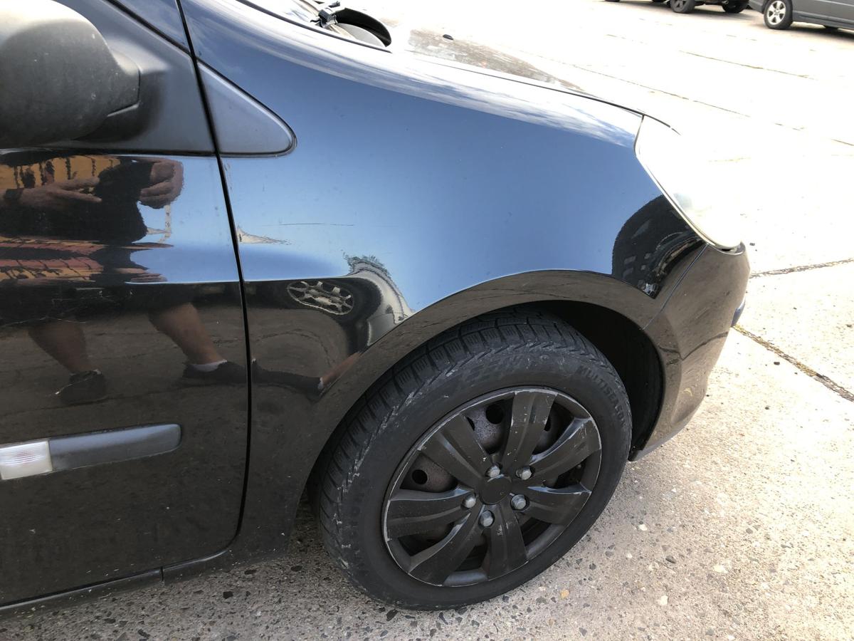 Renault Clio 3 III BR Kotfl&uuml;gel vorn rechts Beifahrer Seitenwand 15 Zoll NV676
