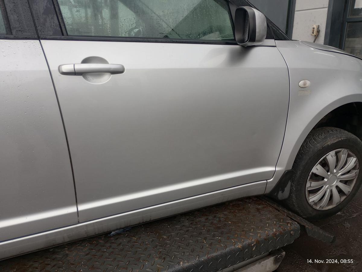 Suzuki Swift MZ EZ orig Tür vorn rechts 5trg Beifahrertür ZCC Silber Bj 2005