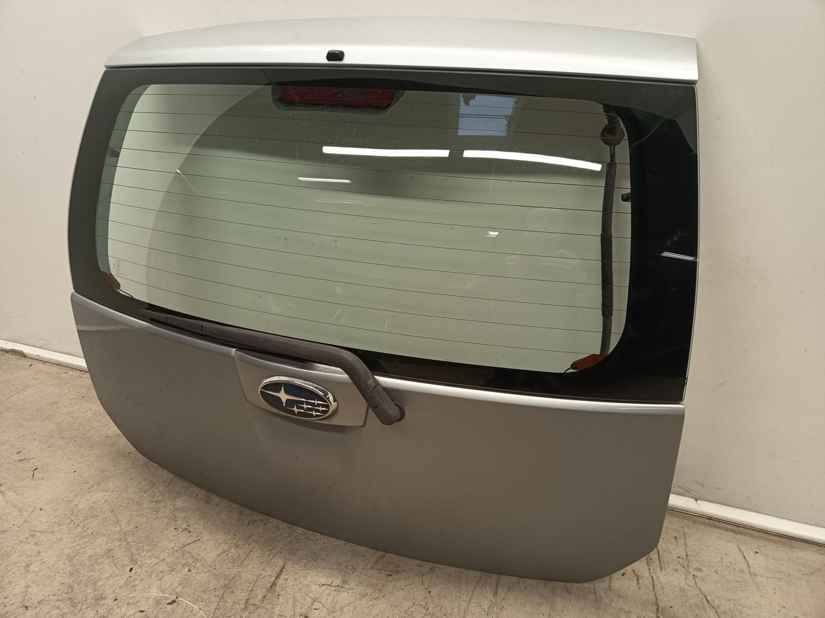 Subaru Justy M300 original Heckklappe mit Scheibe S28 Silber Baujahr 2010