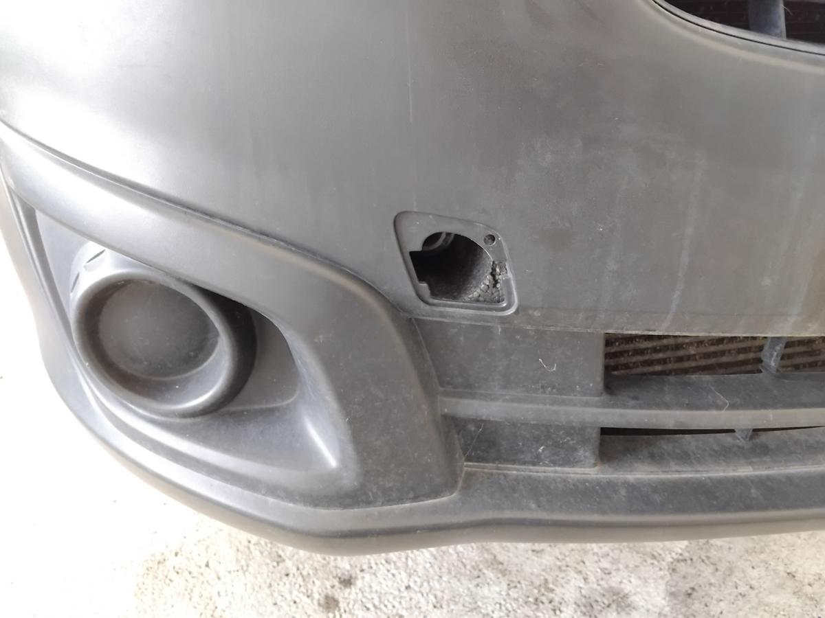 Opel Combo D Kasten original Stoßstange Stossfänger vorn mit Grill BJ2014