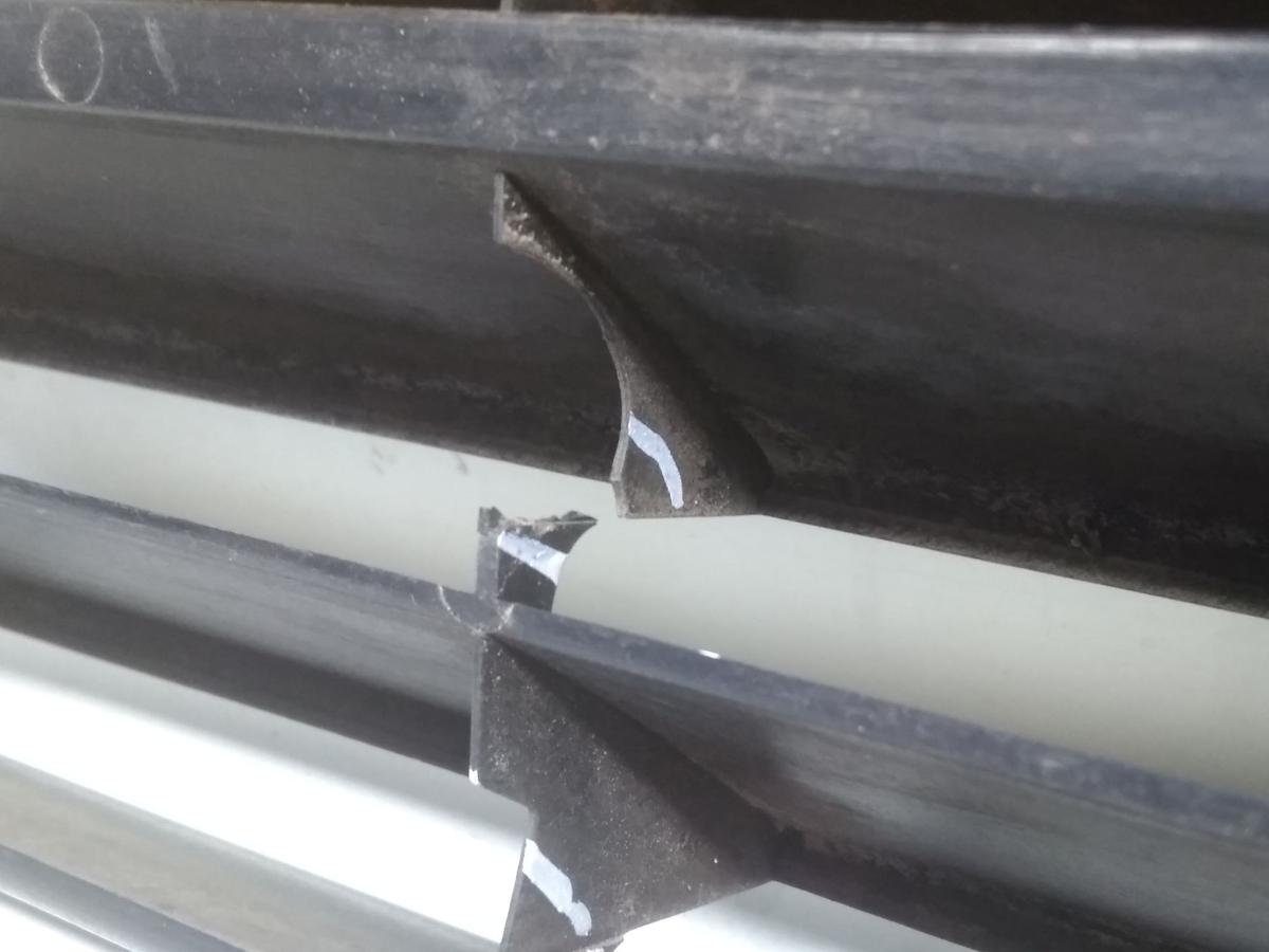 VW Lupo 6X original Kühlergrill 6X0853653A mi Emblem Bj.2001