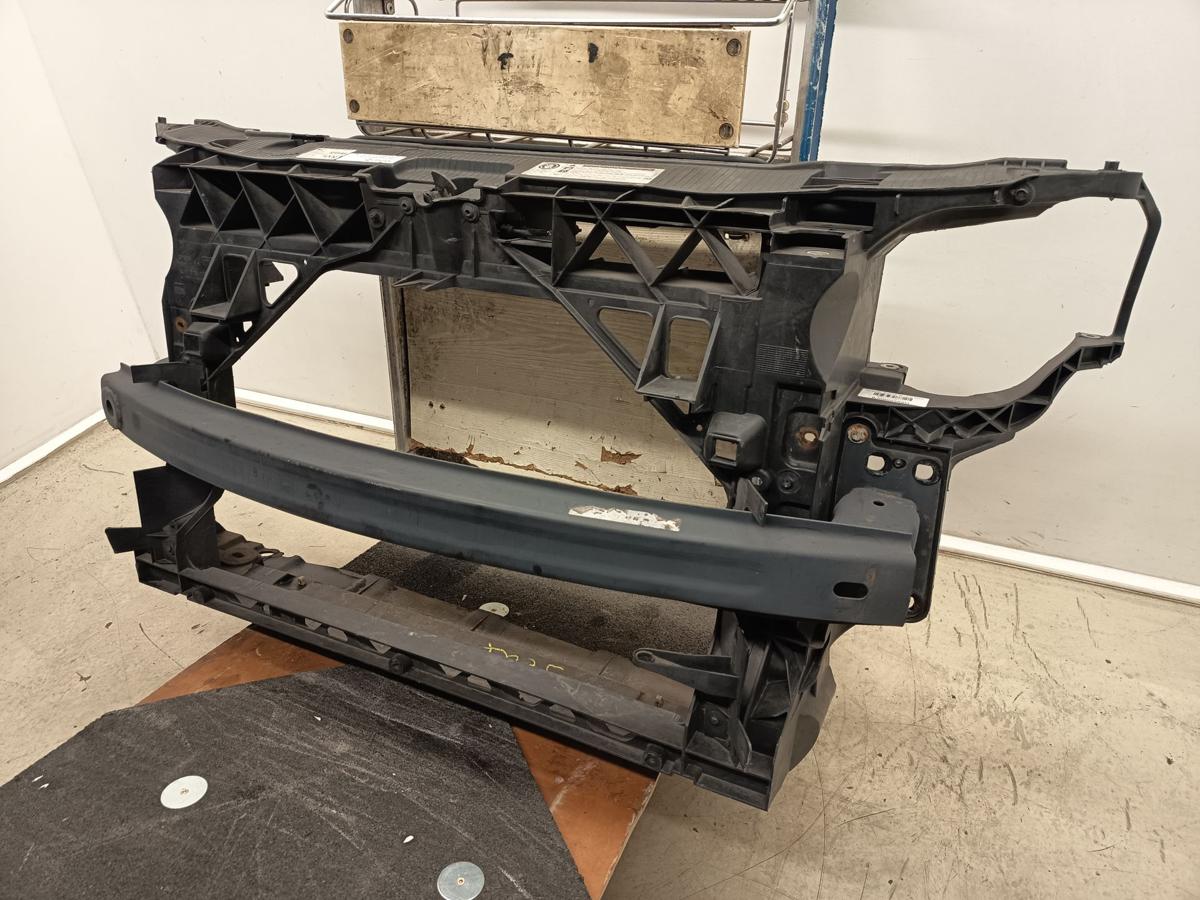 Seat Ibiza 6J Kombi orig Schlosstr&auml;ger Frontverkleidung 1.2l 55kW Benzin Bj 2011