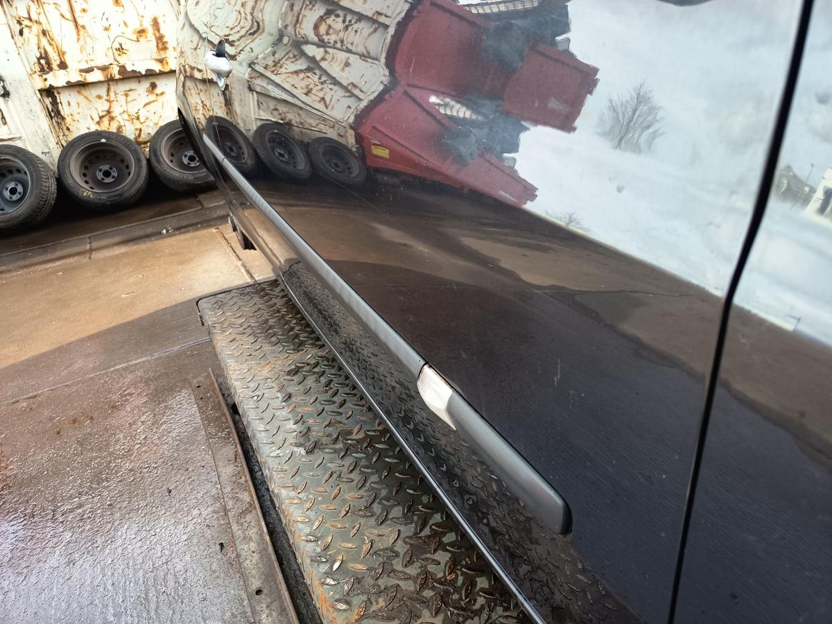 Renault Clio III original T&uuml;r vorn rechts Beifahrer B66 Graphit Bj 2006