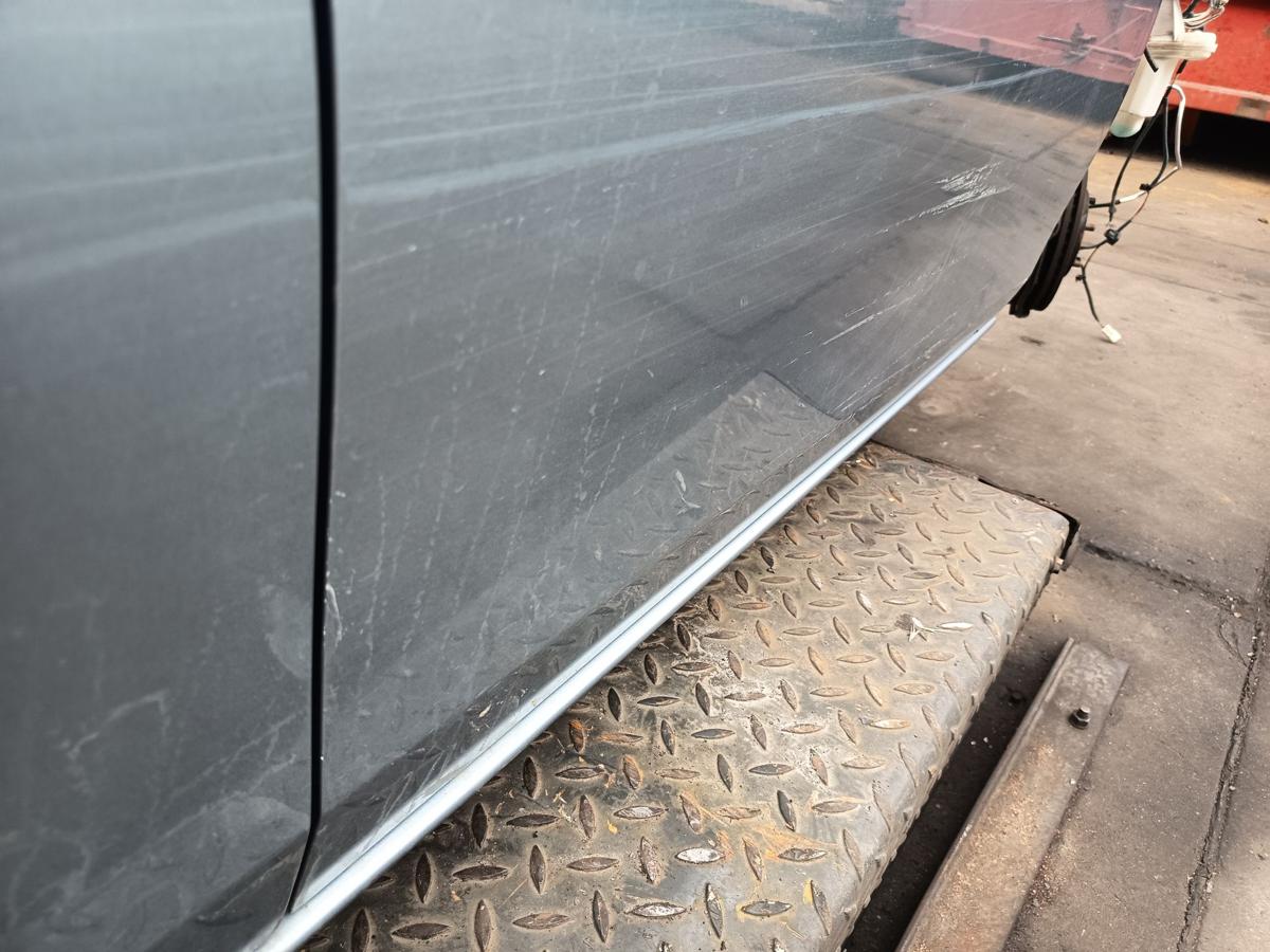 Toyota Auris E18 original T&uuml;r vorn rechts Beifahrer Rohbau 8N0 Arktisblau Bj2013
