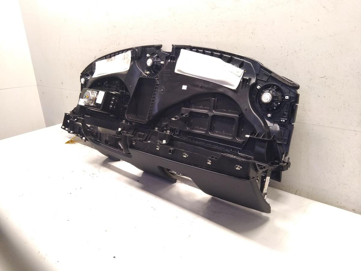 Tesla Model Y original Armaturenbrett Cockpit schwarz BJ2023
