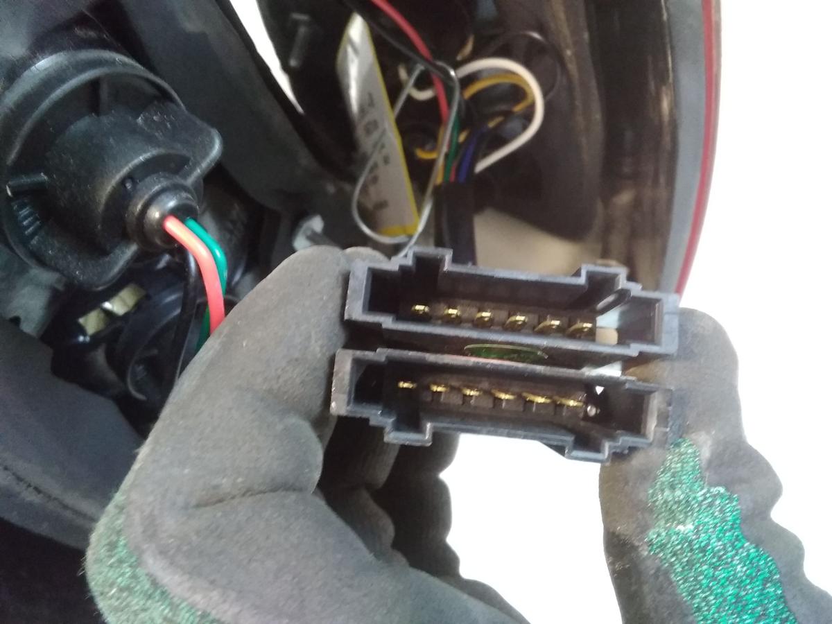 VW Golf 4 1J Variant Satz R&uuml;ckleuchten Heckleuchten rot grau BJ2006