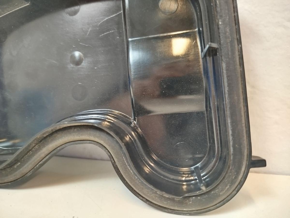 VW Golf IV 1J Abdeckung Deckel Scheinwerfer vorn links nur Hella Scheinwerfer