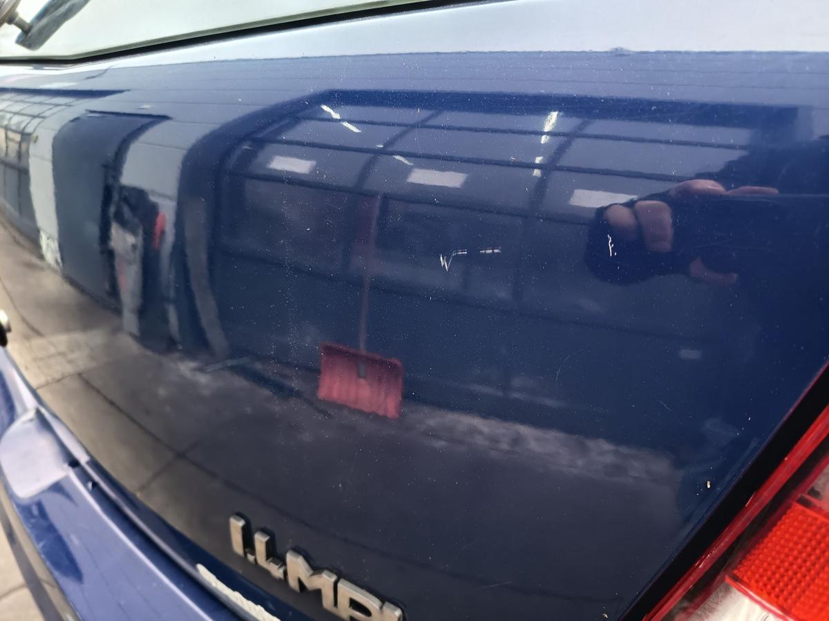 Dacia Sandero 1 original Heckklappe mit Scheibe 61H Blue marine Bj 2009