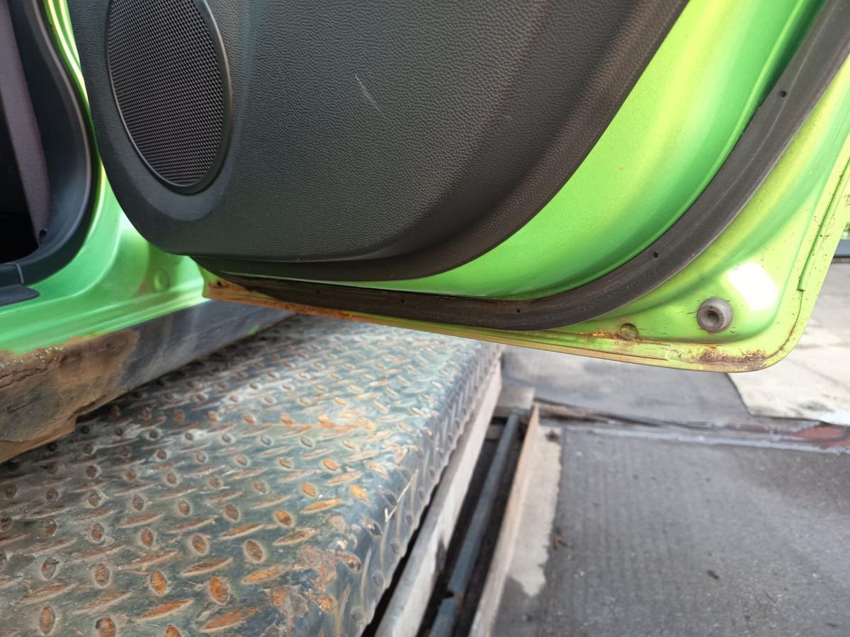 Suzuki Splash original T&uuml;r hinten rechts Fond ZJD Splash green Bj 2008