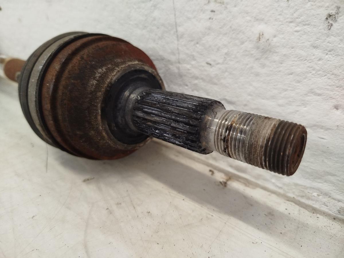 Renault Clio IV X98 TCe90 Antriebswelle vorn links Gelenkwelle OEM