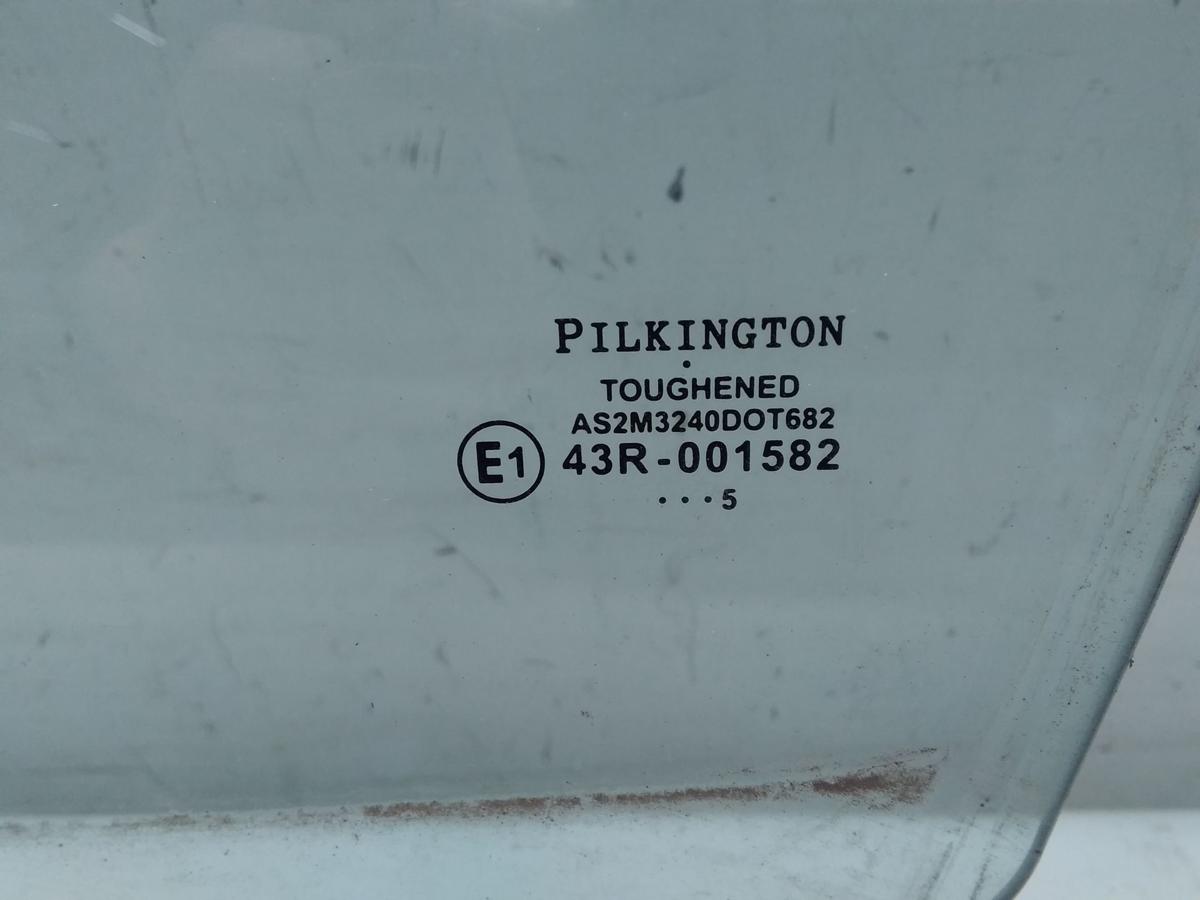 Nissan Primera P12 Kombi original T&uuml;rscheibe vorn links gr&uuml;ncolor BJ2002