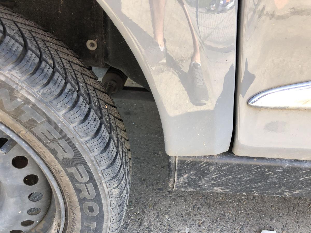 Aixam Minauto Access Modell 2021 Kotflügel vorn links Fahrerseite Plastik grau