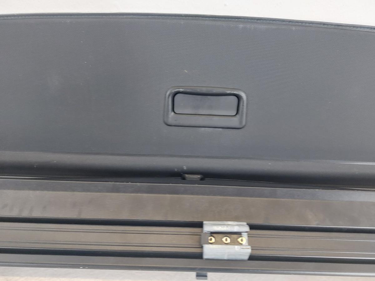 Audi A4 8E B6 Avant Laderaumrollo Rollo Kofferraum mit Trennnetz Farbe 94H