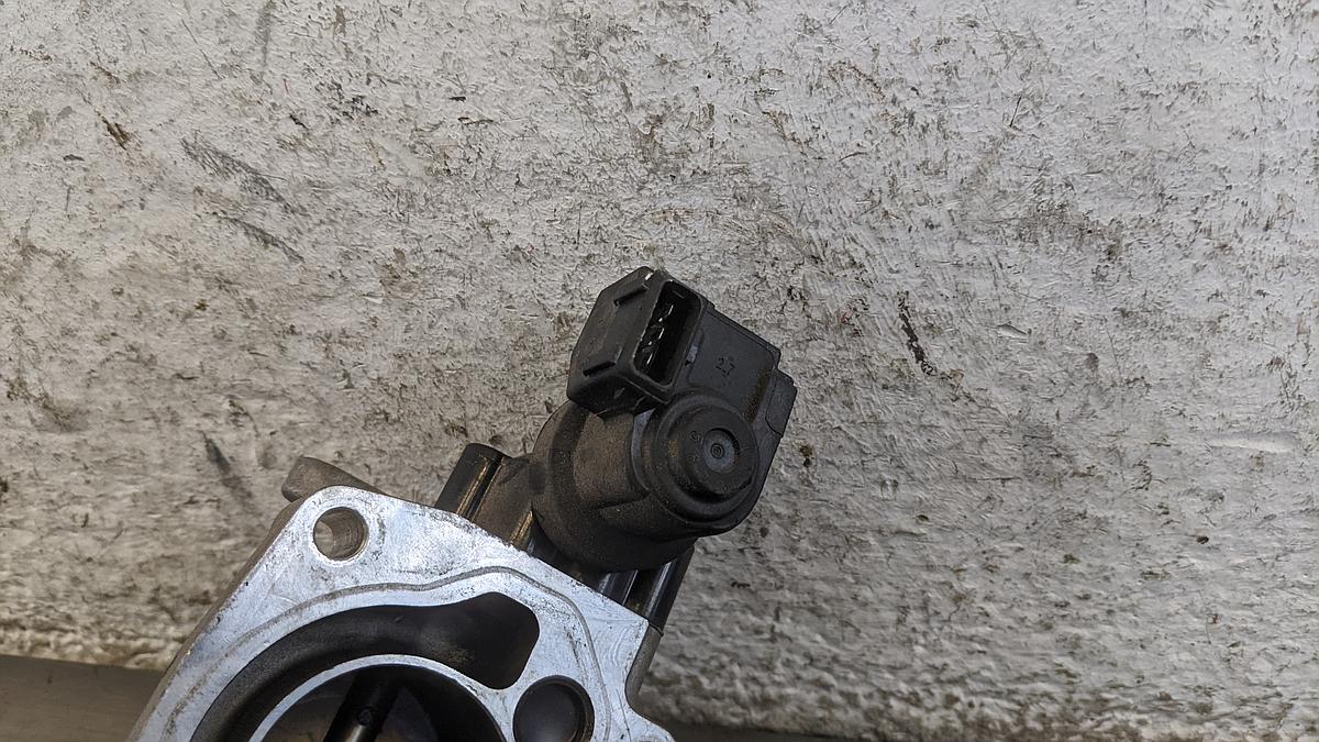 Kia Cerato FE Drosselklappe 1599ccm 77kw ohne Poti 3510026800