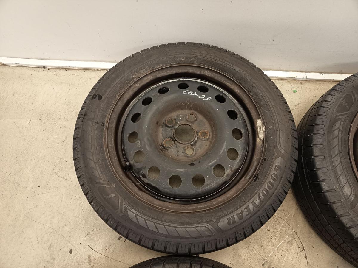 VW Sharan original Stahlfelgen 6x16 ET53 mit Sommerreifen DOT 1321