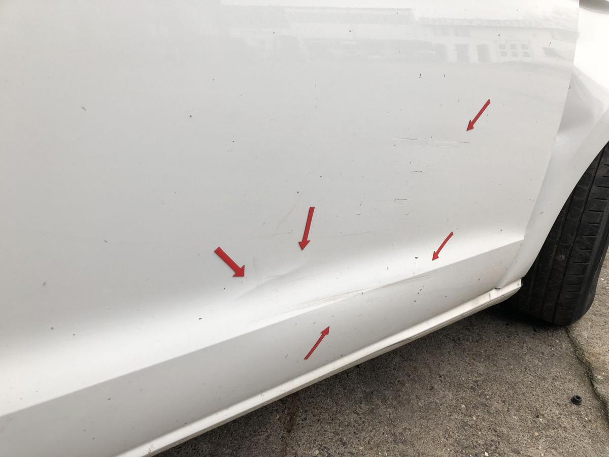 VW Golf Sportsvan AUV ab17 Tür vorn rechts Beifahrertür LC9A beschädigt