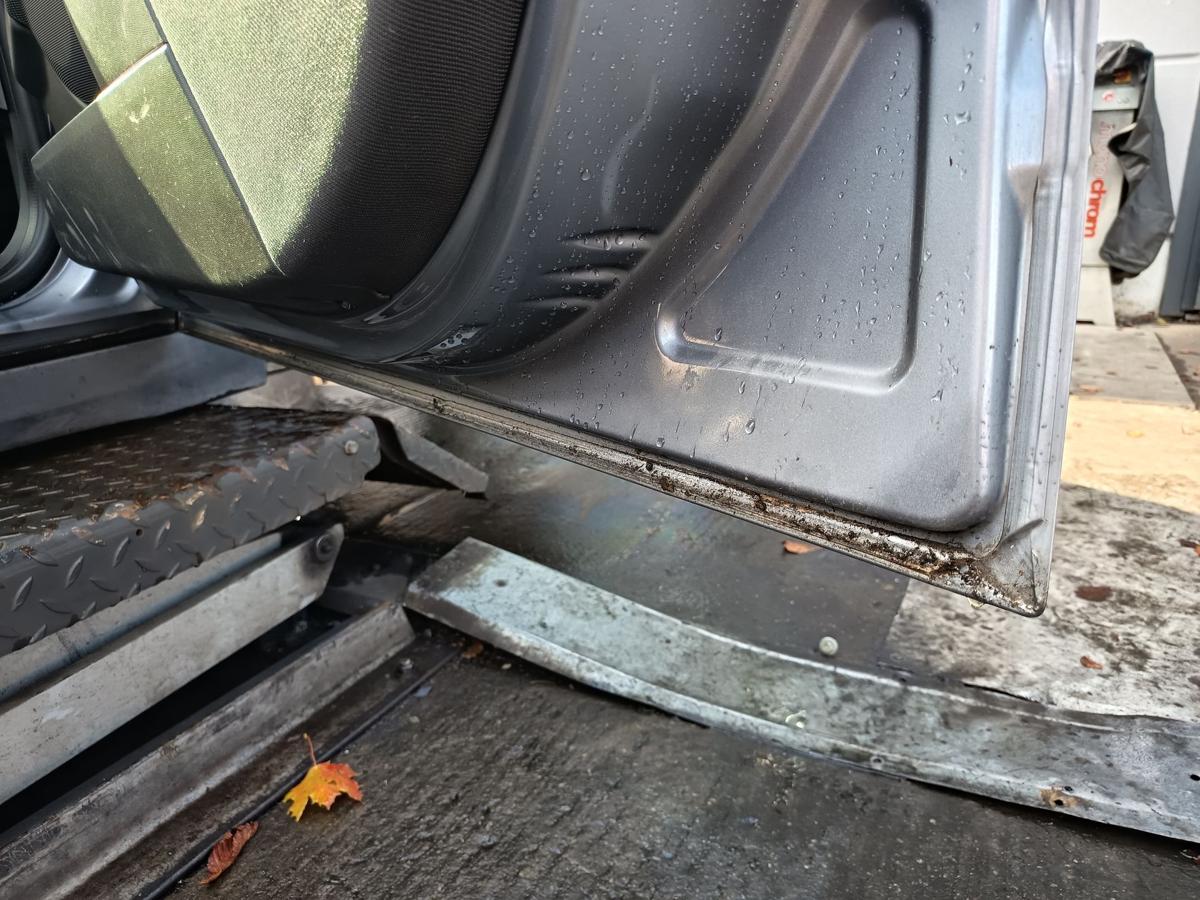 Opel Vectra C original Tür vorn rechts Beifahrer Z163 Lichtsilber Bj 2004