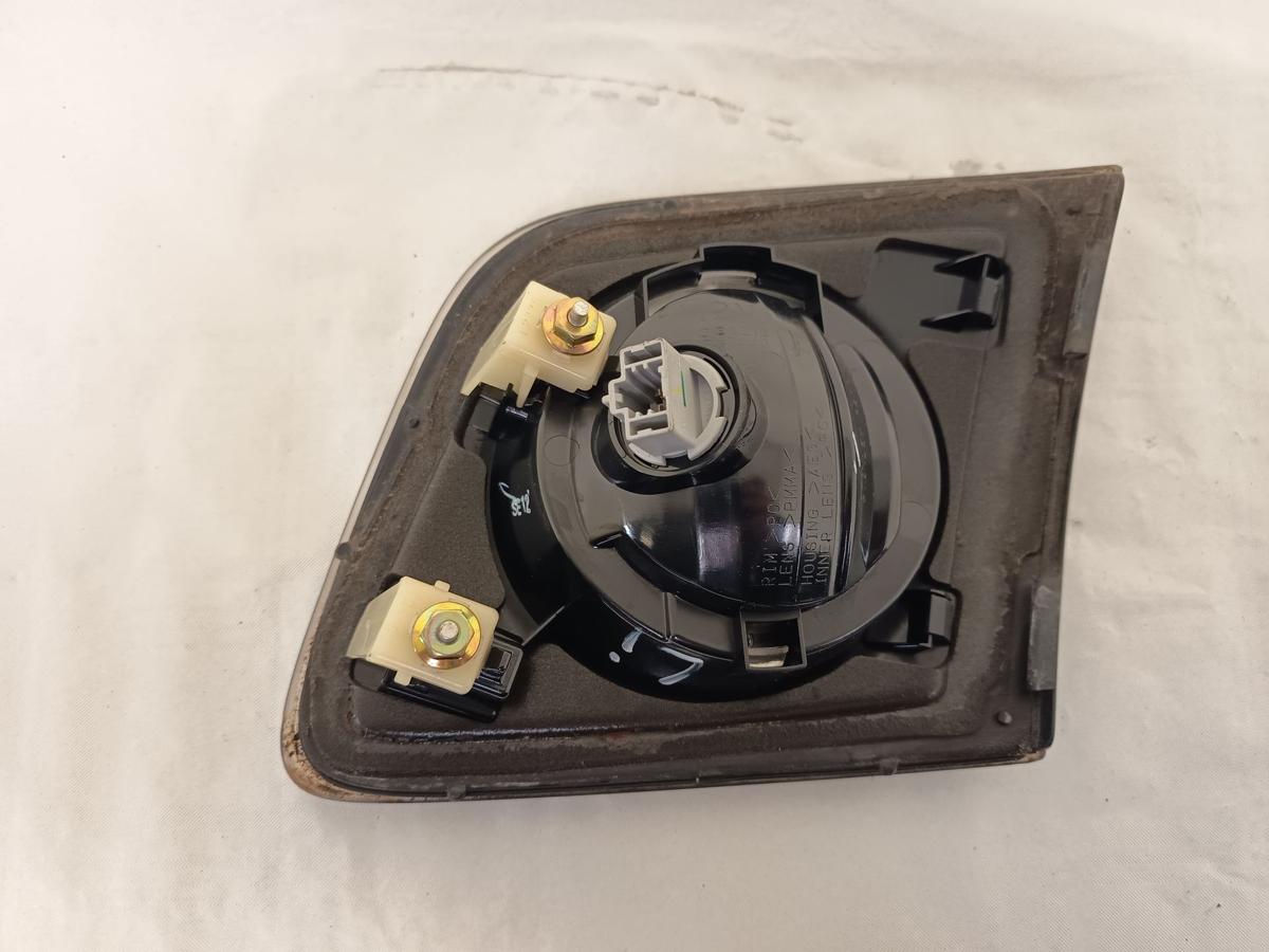 Mazda 3 BK Bj 2005 original Rück-Schluss-Heckleuchte links innen Mazda 3 BK Bj 2005 original Rück-Schluss-Heckleuchte links innen