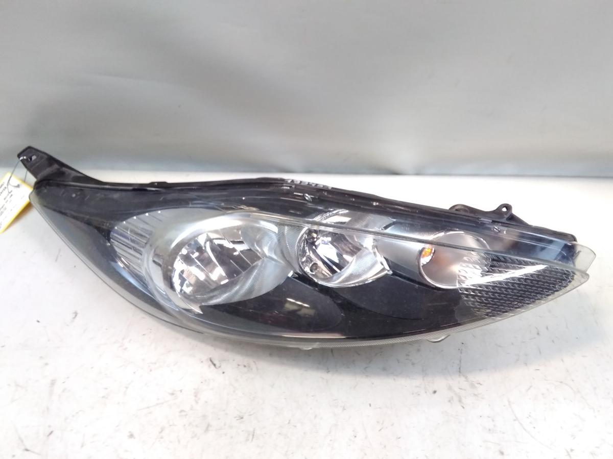 Ford Fiesta JA8 original Scheinwerfer rechts schwarz Halogen mit LWR BJ2011