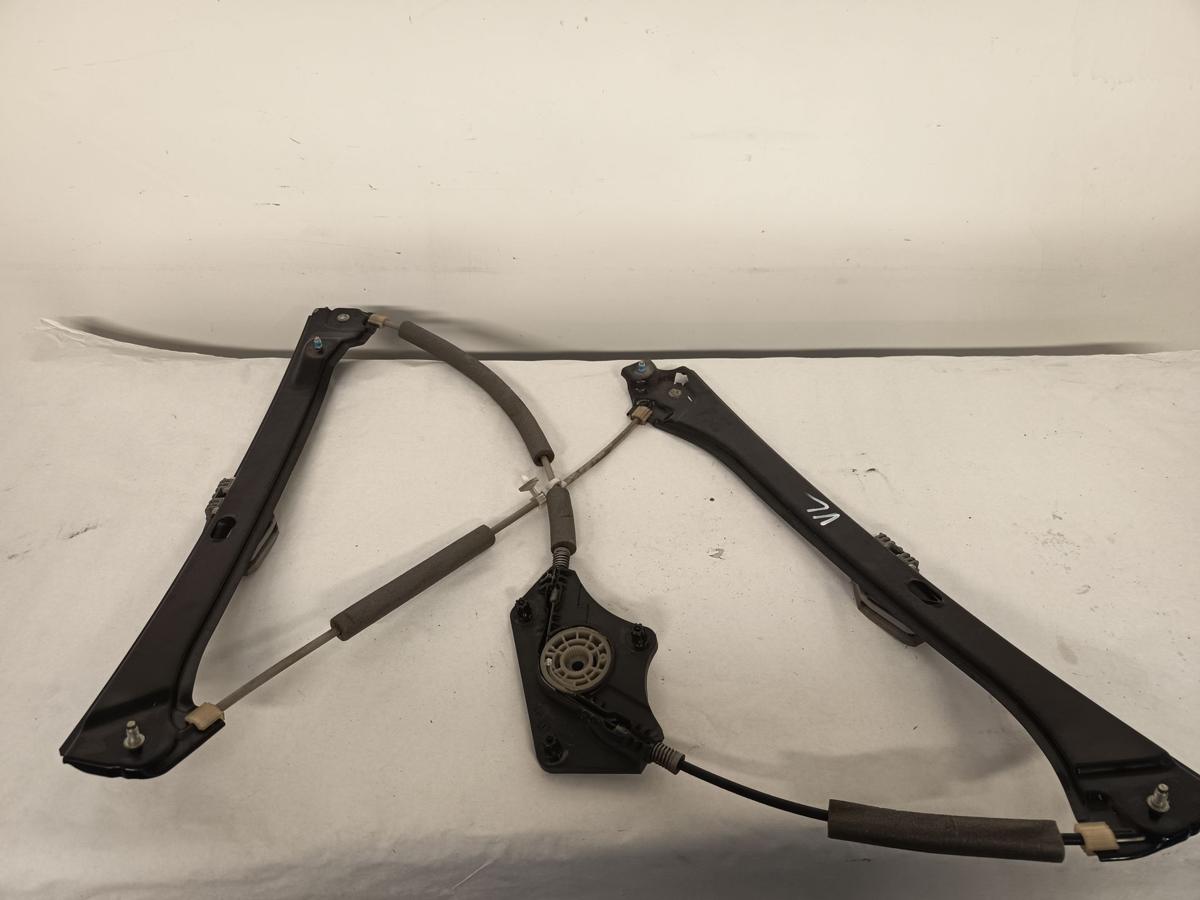 Skoda Superb 3V Kombi original Fensterheber vorn links Fahrer ohne Motor Bj 2016
