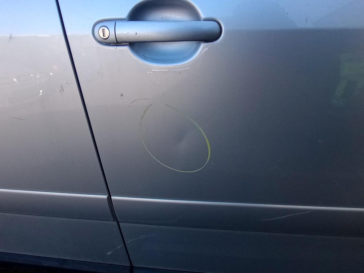Audi A2 orig Tür vorn rechts Beifahrertür LY7W Silber Bj 2000