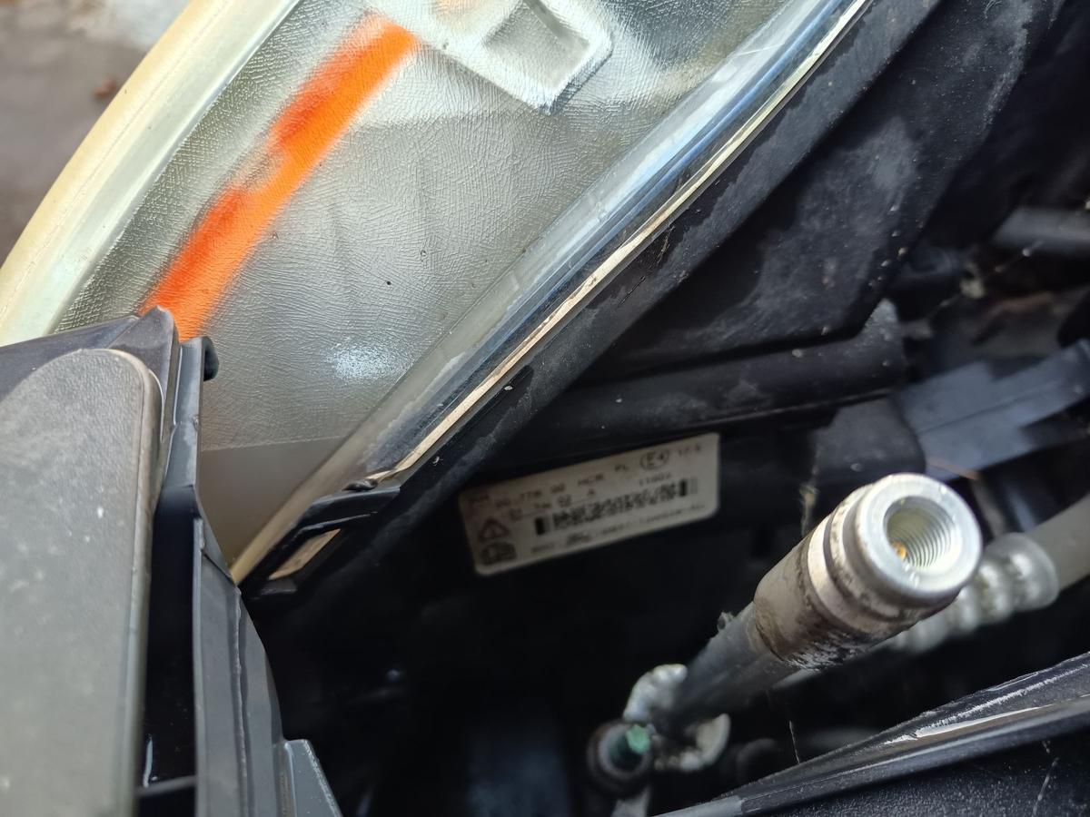 Ford Focus II original Scheinwerfer rechts Halogen/Haupt/Licht/Front Bj 2008