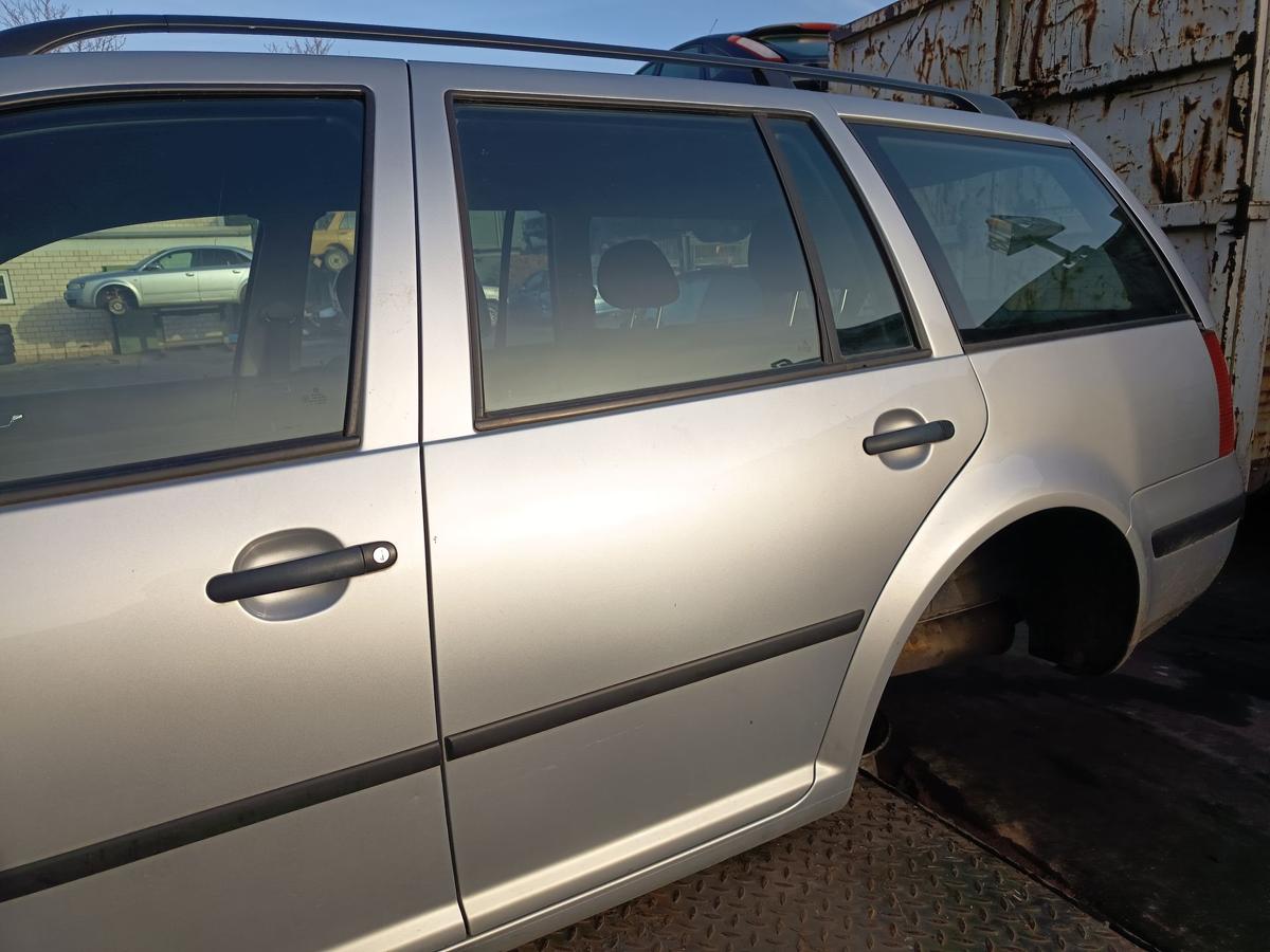 VW Golf IV Kombi original T&uuml;r hinten links LA7W Silber Baujahr 2003
