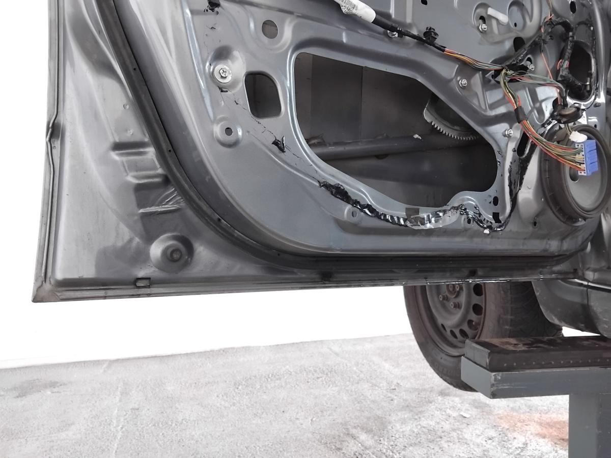 Suzuki SX4 Tür vorn links Fahrertür ZCD Galactic Gray 5-türig BJ2009