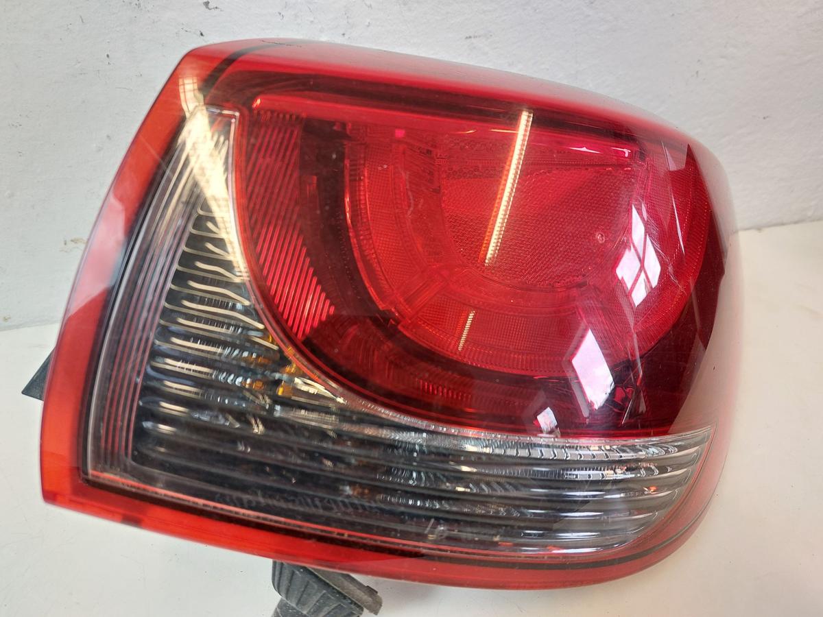 Mazda 2 Typ DJ R&uuml;ckleuchte R&uuml;cklicht Heckleuchte au&szlig;en rechts Ecke OEM
